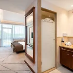 Hunguest Saliris 酒店 艾格扎洛克