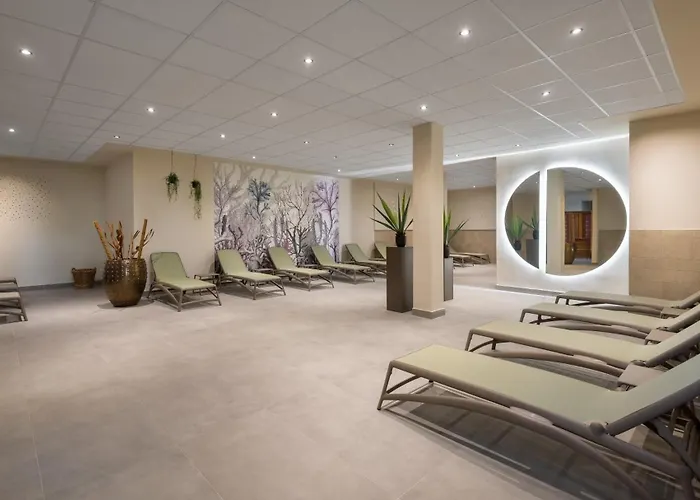 Hunguest Saliris Hotel 4*